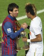 Drømmeduo. Neymar (th) og Messi har mødt hinanden på grønsværen et par gange. BLa. ved VM for klubhold i 2011, hvor to Messi-scoringer i finalen var med til at sikre Barca en 4-0-sejr over Santos. 