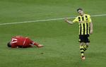 Klubskifte. På pressemødet efter CL-finalen i går antydede Jupp Heynckes, at  ikke kun Mario Götze, men også Robert Lewandowsk, ser ud til at skifte til Bayern München. 