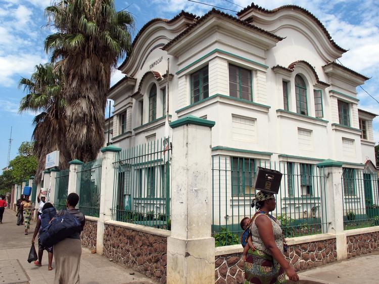 JOBSØGNING. Mozambique er blevet et mål for jobsøgende europæere på flugt fra EU's kriseøkonomi. 