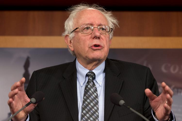 Socialist. Socialisme er kun et skældsord, fordi det store flertal af amerikanerne ikke aner, hvad der foregår i Skandinavien, siger Bernie Sanders til Politiken. 