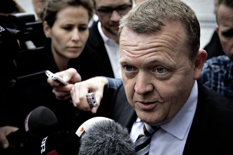 Stilhed. Folketingsåret er forbi, men Venstre mangler fortsat at besvare en lang række spørgsmål om, hvordan partiet vil løse de politiske udfordringer, landet står over for, skriver Jesper Petersen (S). 
