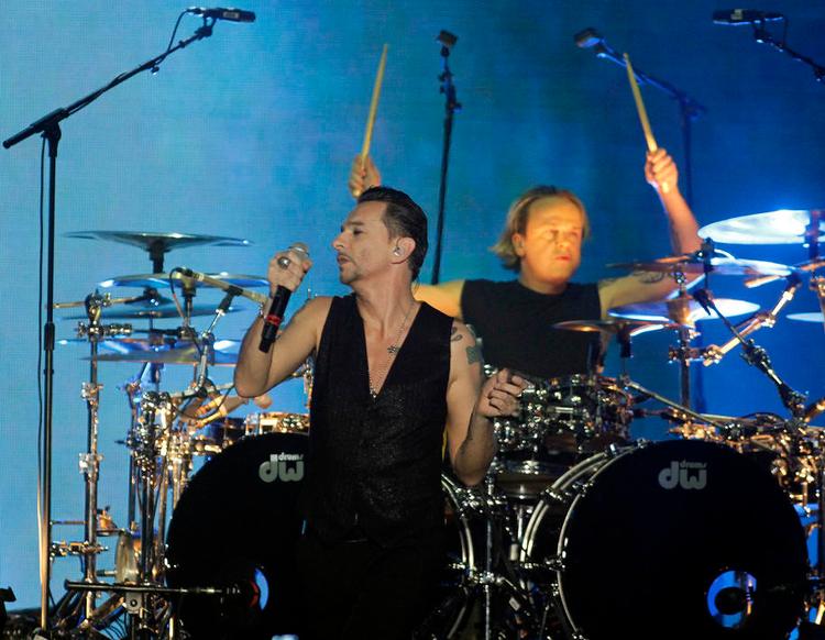 Krise. På trods af navne som Depeche Mode(billedet) og Håkon Hellström, har festivalen Peace &amp; Love i Borlängen kun solgt 9.000 billetter. 