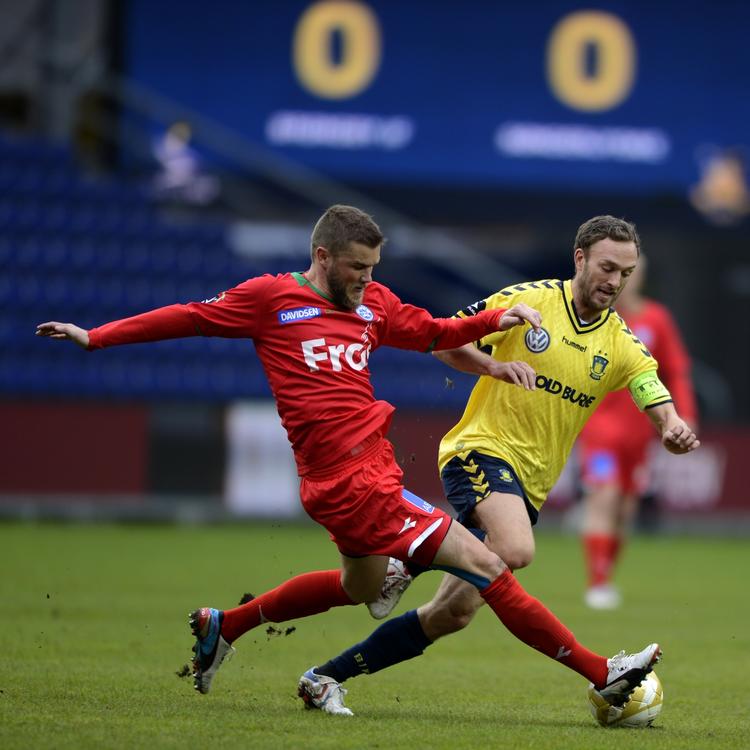 fOKUS. Dennis Rommedahl (th) retter blikket mod Brøndby efter 11. juni. 