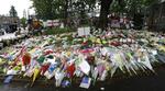 Advarsel. Britiske fængselsansatte rådes til at være særligt opmærksomme efter et angreb på en fængselsbetjent, som muligvis er inspireret af mordet på soldaten i Woolwich. 