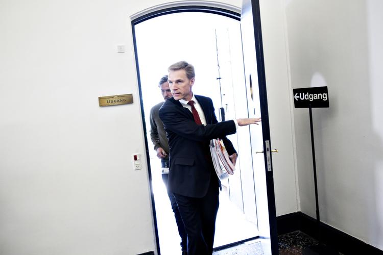 Farlig. Viktor Zeuthen mener, at Dansk Folkepartis retorik i deres annonce radikaliserer og mistænkeliggører indvandrere. 