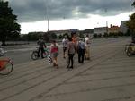 Afspærring. I over to timer kunne københavnerne ikke komme over den centrale Dronning Louises Bro, som forbinder Nørrebrogade med ndre By. 