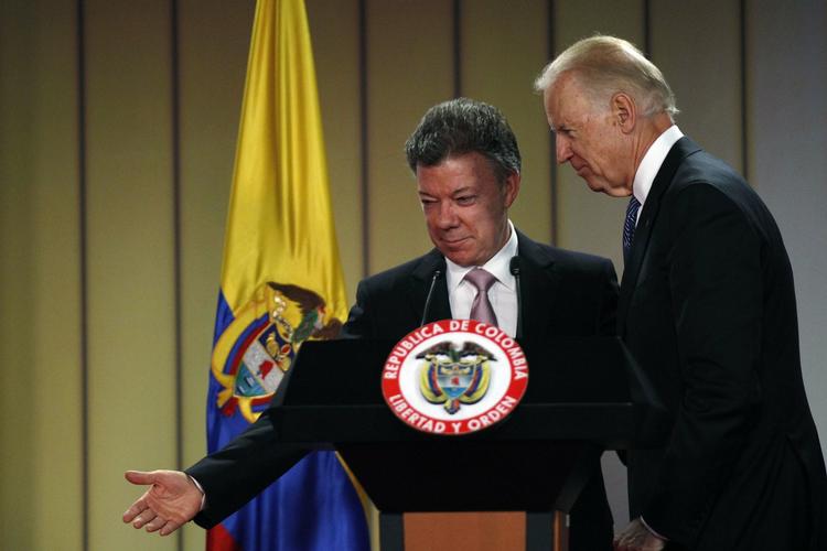 Visit. Præsident Juan Manuel Santos (til venstre) havde for nylig besøg af den amerikanske vicepræsident, Joe Biden. 