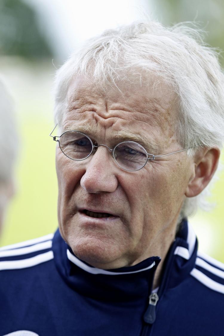 Kontrakt. Det er ikke udelukket, at landstræner Morten Olsen fortsætter i jobbet. 
