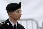 Tiltalt. Sagen mod Bradley Manning handler om, hvordan og hvorfor Bradley Manning i 2009 og 2010 lækkede mere end en halv million fortrolige dokumenter til hjemmesiden Wikileaks. 