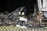 Storbrand. Det lykkedes omkring 100 fabriksarbejdere at slippe ud af den brændende fabrik, mens 119 brændte inde. 