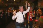 pensioneret? Normalt meget seriøse Jupp Heynckes slår sig løs på dansegulvet under Bayerns fejring af mesterskabet. 