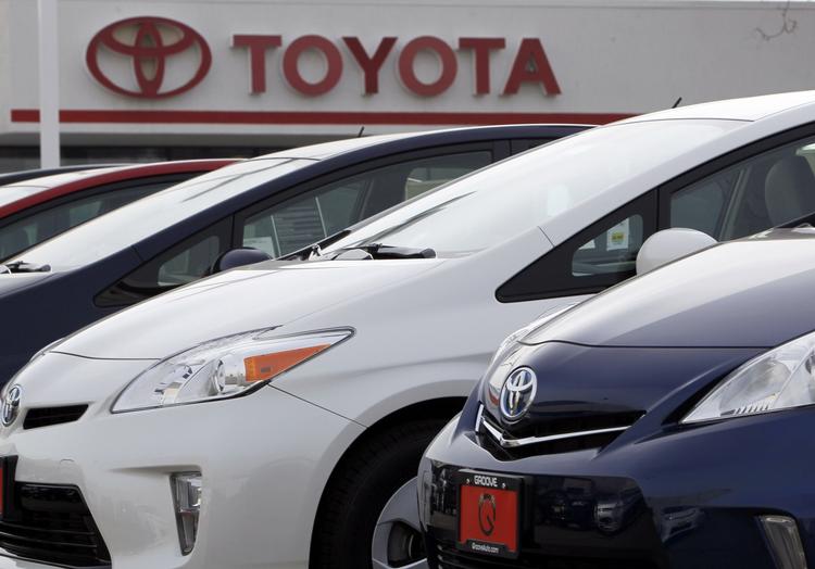 Tilbagekaldt. Ingen af de mange klagere har haft skader forårsaget af bremseproblemerne, men Toyota tager alligevel ingen chancer. 