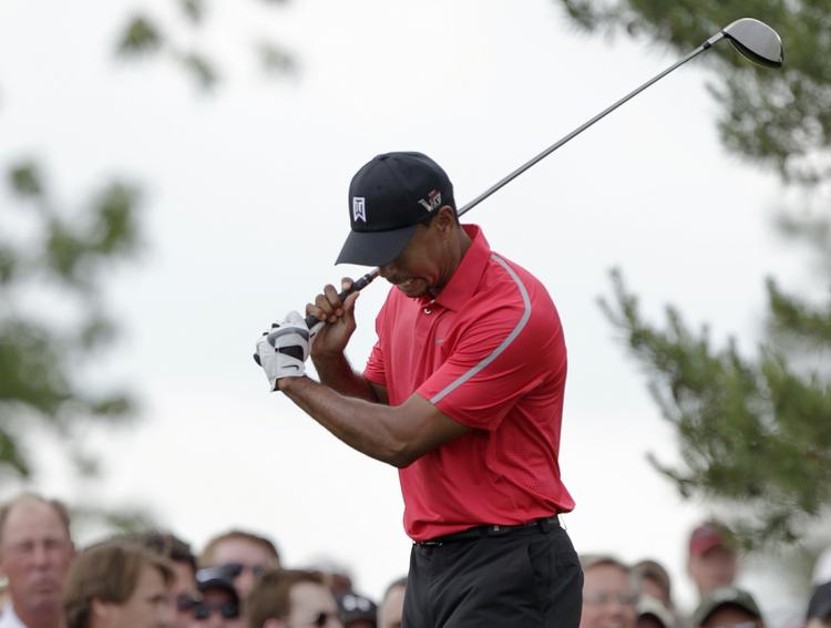 pengemagnet. Tiger Woods ærgrer sig over sin store nedtur forleden. Men amerikaneren har samlet set ikke noget at brokke sig over økonomisk. Golfstjernen er tilbage på førstepladsen blandt de bedst betalte sportsudøvere. 