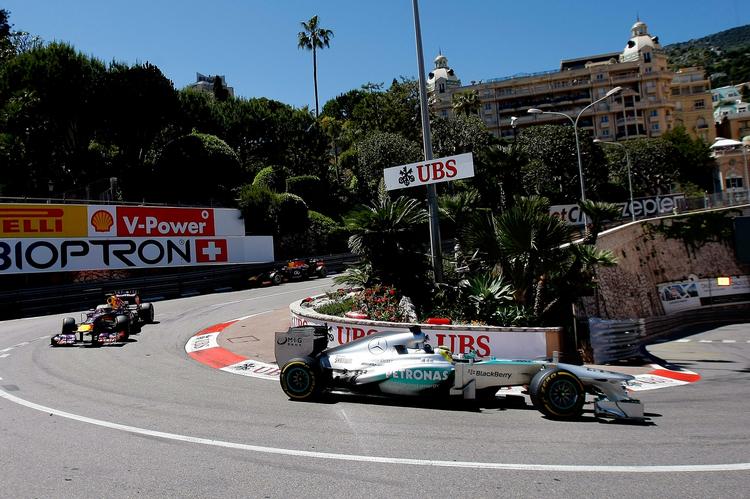 dæktyve. Nico Rosberg vandt i en Mercedes, da Formel 1-feltet var i Monaco. 
