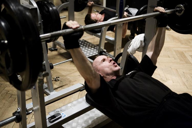 FLØDEISTRÆT? Fitnesskæde tilbyder slik og sodavand til folk, der lige har trænet. (arkivfoto) 