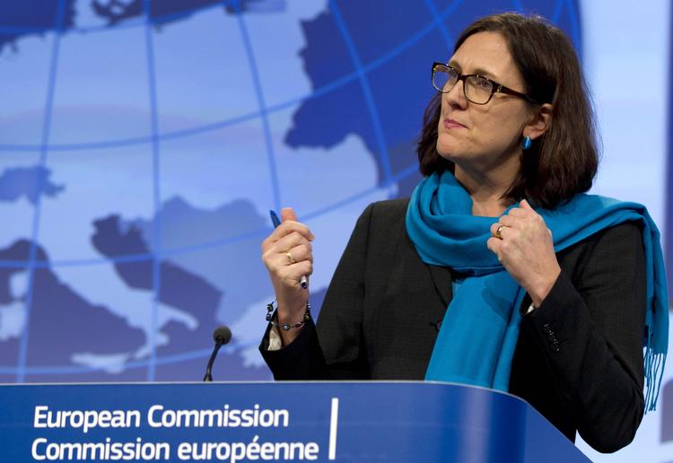 Bekymret. EU's kommissær for indenrigsanliggender, svenske Cecilia Malmström, er urolig efter afsløringen af et større hackerangreb i Danmark. 