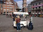 IS. Firmaet Jakob &amp; Jacob har købt fem specialdesignede isvogne på Sicilien. 