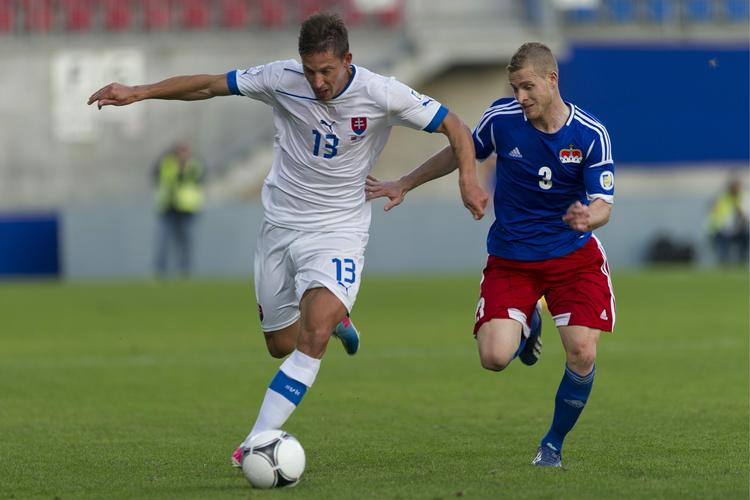 overmagt. I en gentagelse af David mod Goliat fik Liechtenstein uafgjort mod Slovakiet. 