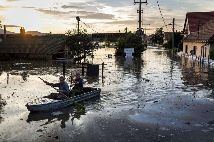 Modstandsdygtighed. Det aktuelle vejr omkring Donau har måske blandt sine mange årsager klimaforandringer. 