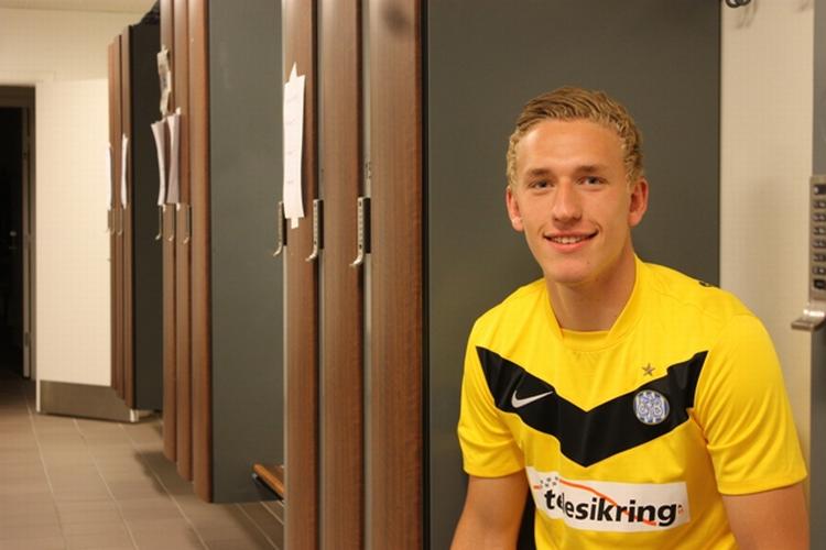 fremtiden. 18-årige Jeppe Højbjerg har fået forlænget kontrakten med Esbjerg, der dog mangler en førstemålmand. 