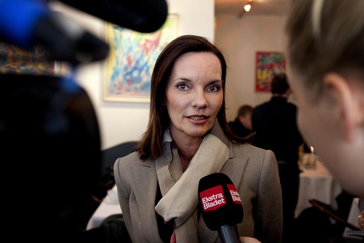 Celebrity. Erhvervskvinden Janni Spies holdt forleden pressemøde på en café i København for at orientere om den retssag, hun fører mod sin eksmand Christian Kjær. 