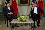 Teknologisk. Cyberspace udgør et særligt problem for verdens to mægtigste ledere, Kinas Xi Jinping og USA's Barack Obama, skriver Michael Jarlner. 