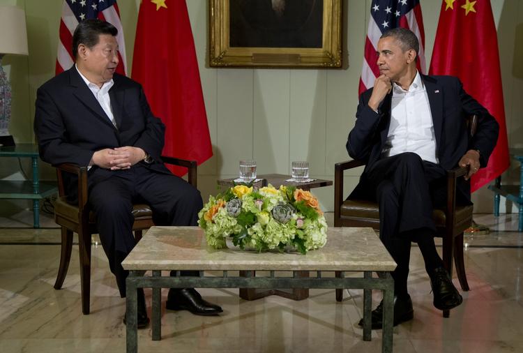 Teknologisk. Cyberspace udgør et særligt problem for verdens to mægtigste ledere, Kinas Xi Jinping og USA's Barack Obama, skriver Michael Jarlner. 