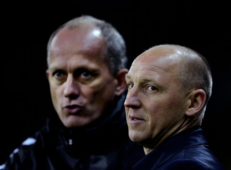 vanskeligt. Det fyrede træner-team i Brøndby, Auri Skarbalius (th) og  Bent 'Turbo' Christensen, får store roser af den nye træner i klubben, Thomas Frank. 
