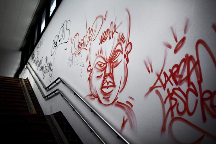 Hærværk. Flere unge i Storkøbenhavn har lavet ulovligt grafitti sammenlignet med jævnaldrende i Odense. Samlet set er kriminaliteten dog faldende. 