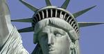 Attraktion. Frihedsgudinden var en gave fra Frankrig til USA i anledning af 100-års-dagen for den amerikanske uafhængighedserklæring fra den 4. juli 1776. 
