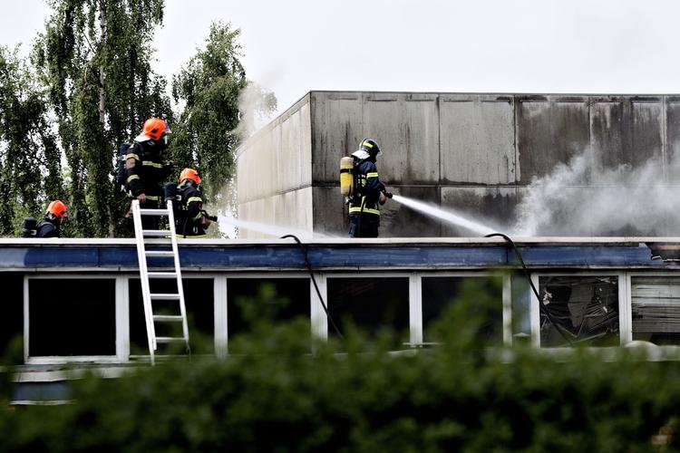 Brand. Yderligere otte er anholdt for brandattentatet mod Bandidos i Frederikssund. 
