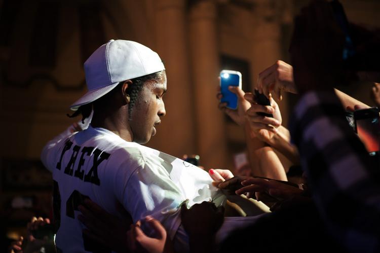 Udadvendt. Det var tydeligt, at A$AP Rocky satte pris på sit publikum, da han gæstede Falconer Salen tirsdag aften. 