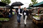 Træf. Torvehalschef Jeppe Ulrich og arkitekt Hans Peter Hagens mødtes for første gang torsdag til en snak om deres visioner for handlen på Israels Plads. 