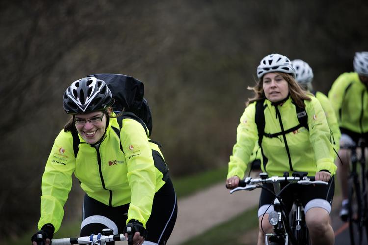 Prøvetur. Københavnsområdet har netop åbnet cykelsuperstien Farumruten, og fire inkarnerede bilister prøvekører ruten. 