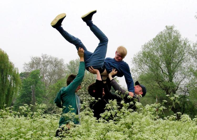 Studiemiljø. Selv mener Alt-J, at det er deres baggrund som kunststuderende, som har bragt så langt på så kort tid. Foto: PR 