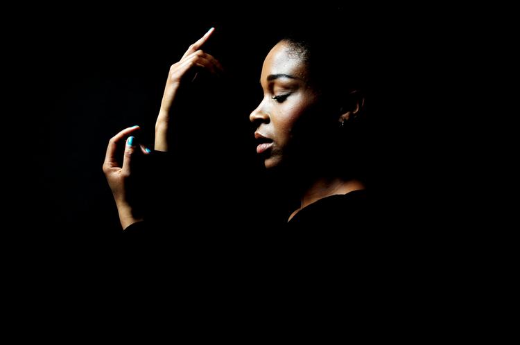 Omsorgspop. Nabiha sætter en ære i, at hendes musik kan hjælpe andre mennesker. 