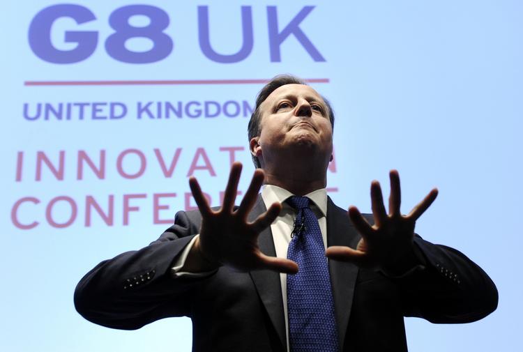 Skattekrig. David Cameron vil skattesnyderiet til livs. 