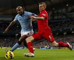 købsemne. Daniel Agger (th) er blevet vice-anfører i Liverpool, som han tidligere har vist sig loyal overfor. 