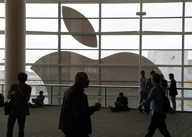 Data. Apple og flere af de andre store fimaer som Google, Facebook og Twitter har de seneste dage offentliggjort, hvor meget de har udleveret til efterretningstjenesten National Security Agency, NSA. 