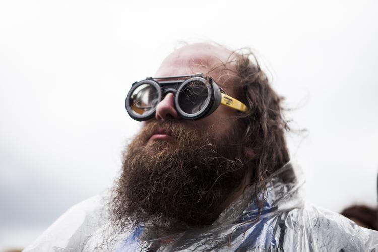 Northside. Mindst en tilskuer til Ellie Goulding-koncerten var velekviperet til det lunefulde vejr på årets festival. 