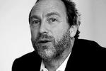 leksikon. Grundlæggende skal en artikel på Wikipedia være leksikal, neutral, respektere eventuel ophavsret og afstå fra personangreb, forklarer online leksikonets stifter Jimmy Wales 