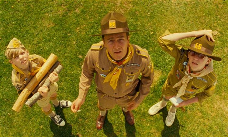 Bif. Hvis man trænger til en koncertpause, kan man på Roskilde Festival se en række film på stort lærred. Blandt andet Wes Anderson's 'Moonrise Kingdom'. Her ses Edward Norton som spejdertropfører. 