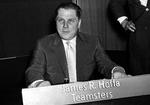 Bossen. Fagforeningslederen Jimmy Hoffa var også kendt for at have tætte relationer til mafiane. I slutningen af 1960'erne blev han fængslet for bedrageri og for at forsøge at påvirke juryen under retssagen. Fire år senere blev han benådet af præsident Nixon. 