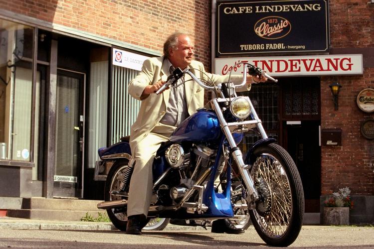 Peter Belli på motorcykel i 1999. 