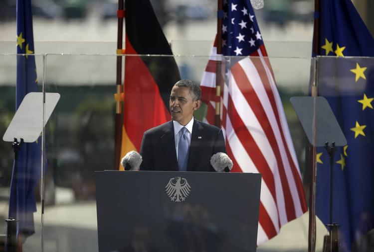 Allierede. Barack Obamas tale igår markerede 50-året for præsident Kennedys historiske tale samme sted. 