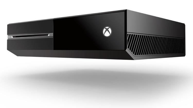 TILBAGETOG. Der bliver alligevel ikke lagt begrænsninger på brugen af Xbox One, når den kommer til november. Microsoft har bøjet sig, så man kan putte brugte spil i den og bruge den, selvom man ikke er koblet op til nettet. 