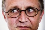 udenfor. Danmarks Lærerforening, med Anders Bondo Christensen i spidsen, står uden for den aftale, som regeringen har lavet sammen med de fleste offentlige forbund samt Kommunernes Landsforening. 
