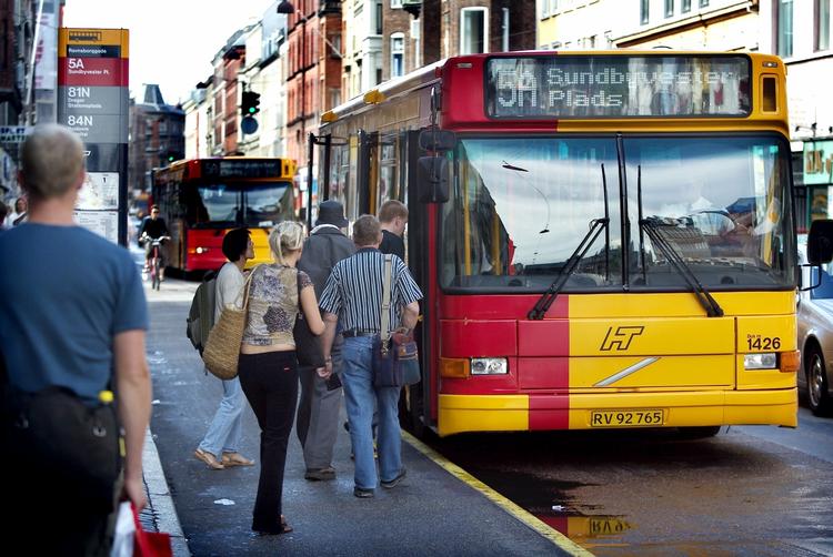 Tempo. Egne busbaner  og 'grønne bølger' skal øge fremkommeligheden for den udskældte buslinje 5A. 