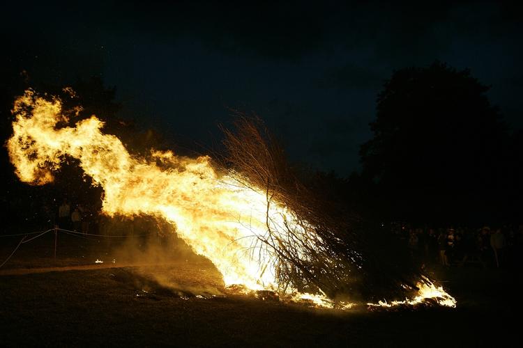 midsommer. Husk en paraply i aften, lyder rådet fra DMI. 