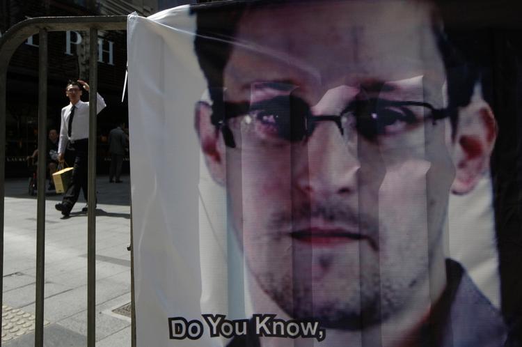 undervejs. Edward Snowden forlod i går Hongkong med kurs mod Ecuador, hvor han søger asyl. 